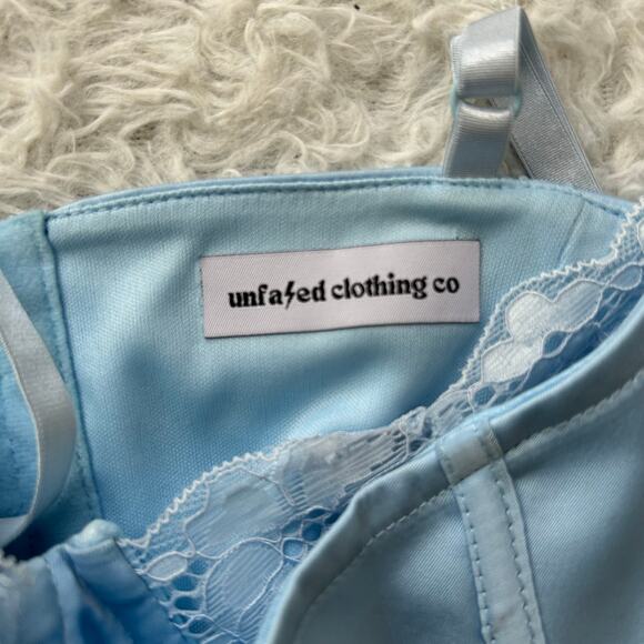Unfazed Clothing Co. Baby Blue Lace Trim Corset Top Size Small - Picture 7 of 8